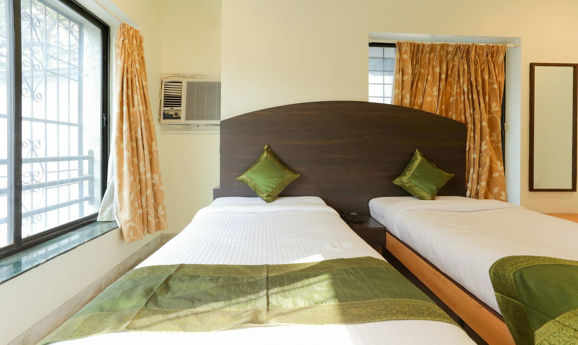 Itsy Hotels Hill View Ex Pune Luaran gambar