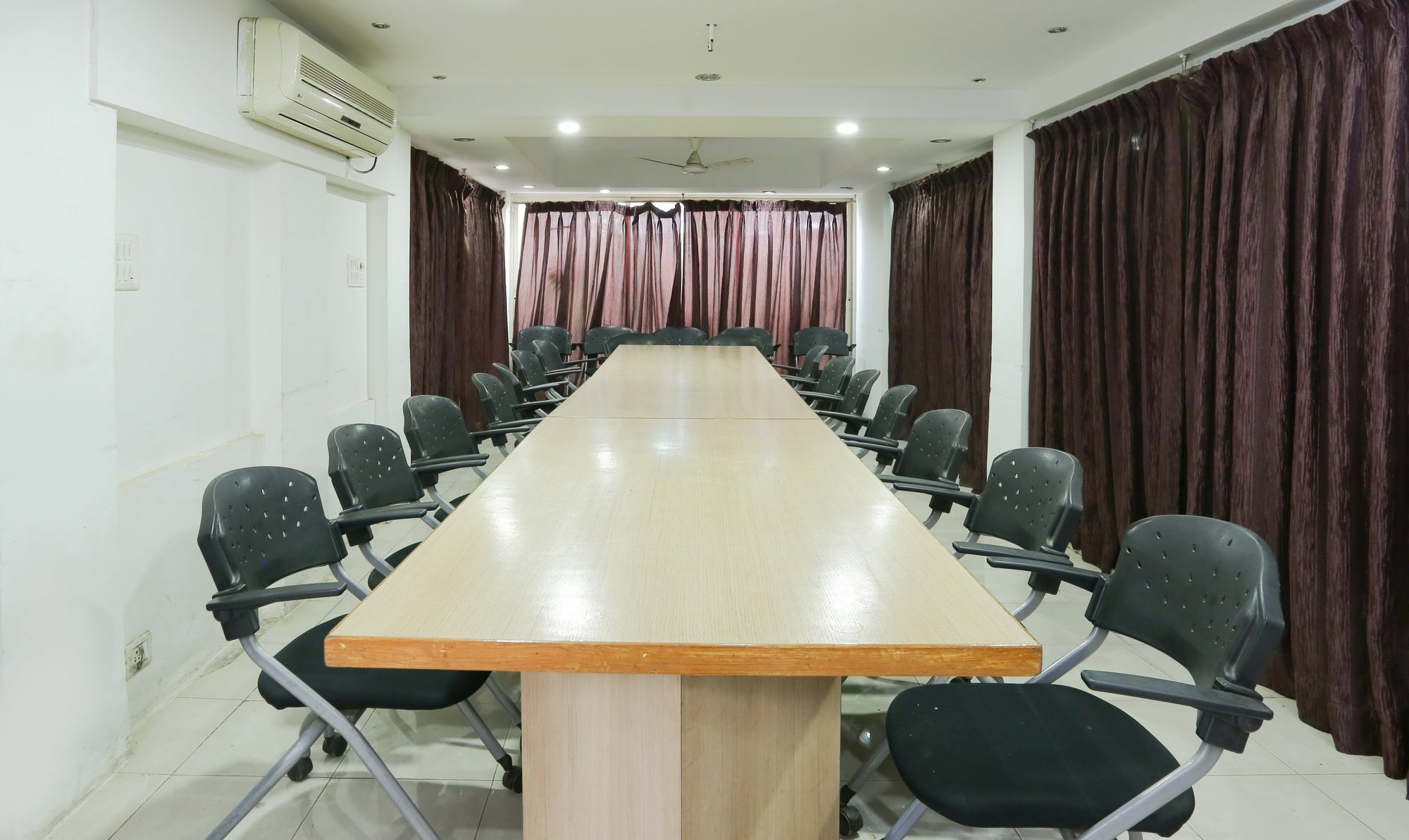 Itsy Hotels Hill View Ex Pune Luaran gambar