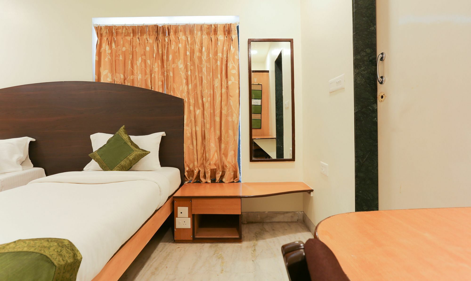 Itsy Hotels Hill View Ex Pune Luaran gambar